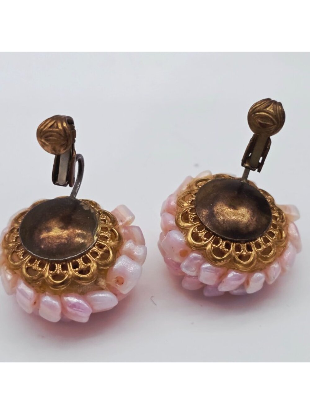 Vintage Pink Glass Bead Clip-On Earrings With Gold-Tone Filigree Base 1" - Picture 7 of 8